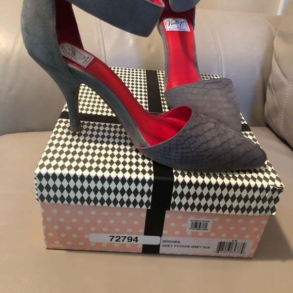 Grey Python Suede Pump - Picture 6 of 7